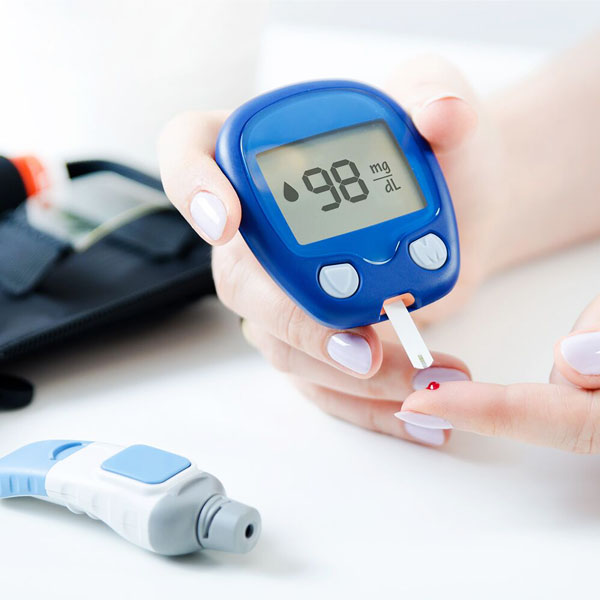 دستگاه اندازه گیری قند خون