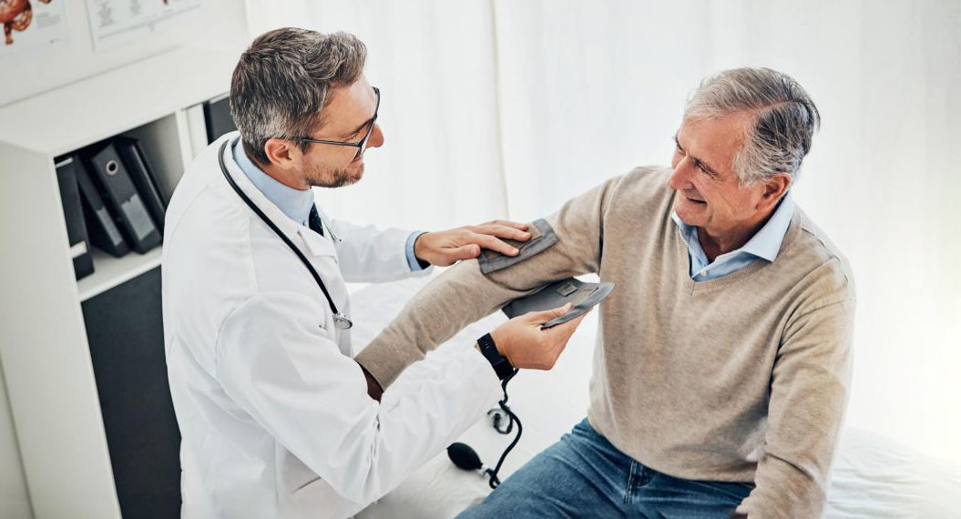 فشار خون نرمال برای سن بالاتر از ۶۵