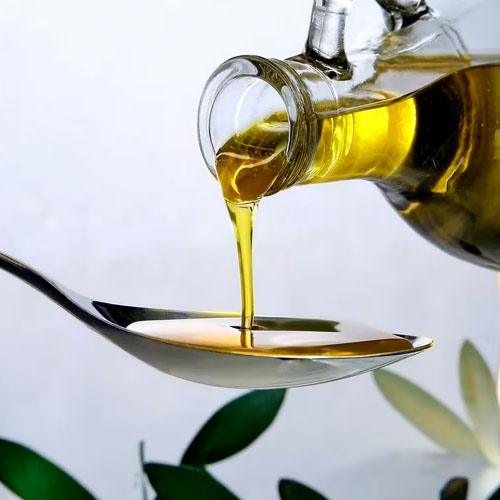 روغن زیتون برای غذای سالمندان