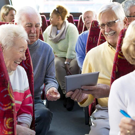 تورهای تفریحی یک روزه مخصوص سالمندان